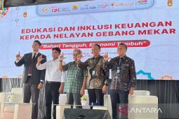 Bank BJB menyasar nelayan Cirebon untuk program literasi keuangan