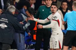 Lolos sanksi UEFA, Pedro Neto hanya dapat peringatan keras usai dorong anak gawang