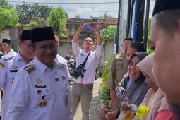 Pemkot Jambi-Sinsen beri 1.253 Paket Sembako untuk Petugas Kebersihan