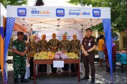 Kejari Pesisir Selatan hadirkan pasar murah ramadan dan launching UMKM