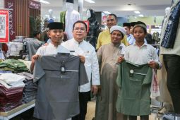 Anak yatim di Siantar diajak ke mall, bebas berbelanja keperluan lebaran