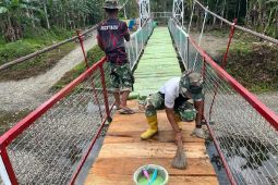 TNI rampungkan jembatan di Nias Utara