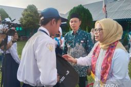 TASPEN berbagi 2.000 paket perlengkapan sekolah untuk siswa di Bengkulu