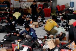 Jasa pengiriman paket melalui kurir meningkat