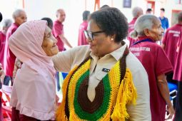 Wamendagri pastikan pemerintah perhatikan lansia di Jayapura