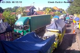 Polda Bali urai antrean kendaraan 10 km di Pelabuhan Gilimanuk