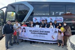 DPD PSI Surabaya sambut 665 pemudik program "Mudik Asik 2026"