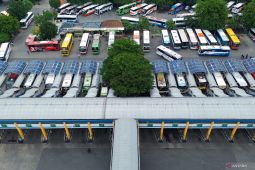 Peningkatan penumpang mudik di Terminal Purabaya