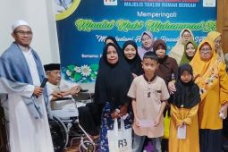 Momen haru Jamaah Rumah Berkah untuk Sang Guru