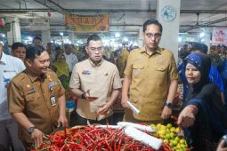 Wali Kota Medan minta masyarakat tidak panik jelang Lebaran 2026.