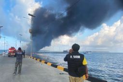 Kapal KM Citra Meledak di Pelabuhan Selayar, Kapten dan ABK Tewas Terbakar