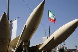 Iran serang kota-kota Israel dan pangkalan militer AS di Timur Tengah
