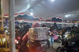 Gubernur Andra Soni imbau warga lapor RT/RW sebelum mudik