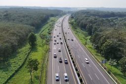 Arus lalu lintas Tol Cipali menuju arah Cirebon dan sekitarnya meningkat signifikan