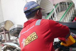 Baznas Tangerang bantu ganti oli 100 kendaraan pemudik gratis