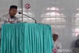 Ustadz Dr.Sufrin bahas ancaman bagi yang tinggalkan zakat