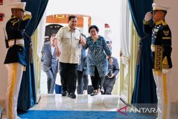 Prabowo, Megawati discuss strategy, global issues