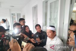 KDM membayar penyapu koin Sewo Rp50 ribu/hari agar jalur mudik lancar