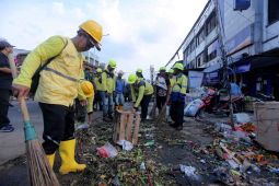 Pemkot Tangerang siagakan petugas di pasar setelah tertibkan PKL