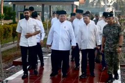 Presiden Prabowo tiba di Aceh untuk shalat Id bersama penyintas bencana