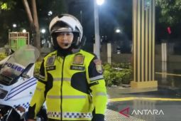 Kapolri berikan kenaikan pangkat Brigadir Fajar yang gugur usai amankan mudik