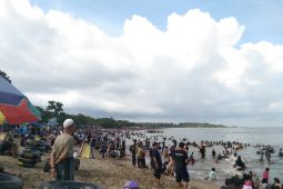 Hindari macet jalur Anyer, wisatawan pilih berangkat dini hari