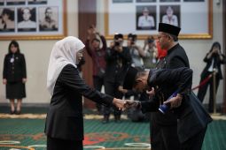 Khofifah minta 128 kepala sekolah perkuat integritas cegah perundungan