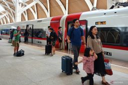 Penumpang kereta cepat Whoosh yang tertinggal bisa atur jadwal ulang secara gratis