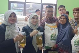 Pemkot Cirebon mulai menyalurkan bantuan pangan untuk 35 ribu penerima