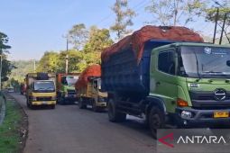 Pemkot Cimahi memaksimalkan ritase pembuangan atasi sampah usai Lebaran