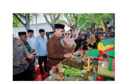 Lebaran Topat, identitas budaya dan pererat hubungan sosial