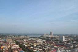 Cuaca Kepri diprakirakan kembali terik, suhu tembus 34 derajat