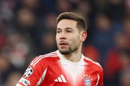Bayern Muenchen tak perpanjang kontrak Raphael Guerreiro