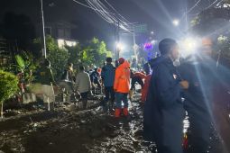 Sungai Krecek Kota Batu meluap akibatkan banjir