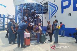 Sambut arus balik Lebaran di Pelabuhan Kumai