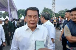 Bupati Tangerang minta warganya tak panik soal pembatasan BBM
