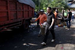 Wali Kota Eri larang gerobak sampah diparkir di TPS