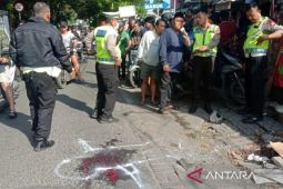Pakai helm SNI untuk lindungi bagian kepala