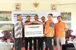 Pemkab Bekasi terima bantuan 17.500 paket makanan gizi tambahan untuk tekan stunting