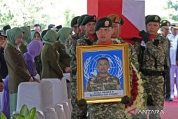 Prajurit gugur dan sebuah pertanyaan tentang damai