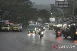 Prakiraan Cuaca Jabar 6-12 April: Hujan Petir Intai Siang Hingga Malam Hari