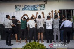 Sasar narkoba, begini kondisi Lapas Indramayu saat digeledah petugas gabungan TNI-Polri