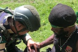 Satgas Yonif 136/TS pastikan warga Ilu peroleh layanan kesehatan secara baik