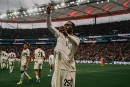 Eintracht Frankfurt main imbang hadapi Koln