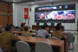 Gubernur Helmi Hasan pastikan kelancaran distribusi bahan pokok ke wilayah bencana