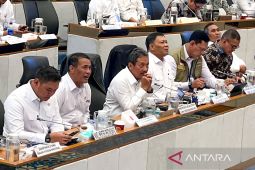 Trenggono proyeksikan produksi ikan April-Desember capai 10,57 juta ton