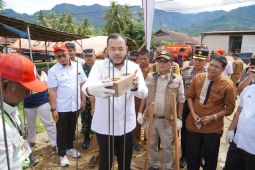 Peletakan batu pertama huntap di Kuranji, Wako Fadly Amran apresiasi dukungan BNPB