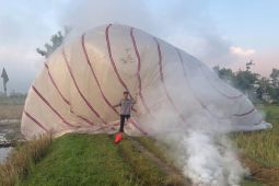 Polisi gagalkan penerbangan balon udara liar di Tulungagung