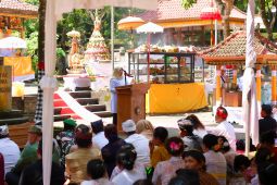 Ribuan umat Hindu laksanakan Hari Raya Pagerwesi di TN Alas Purwo