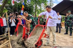 Korem 181/PVT bangun Jembatan Garuda tahap IV di Sorong Barat